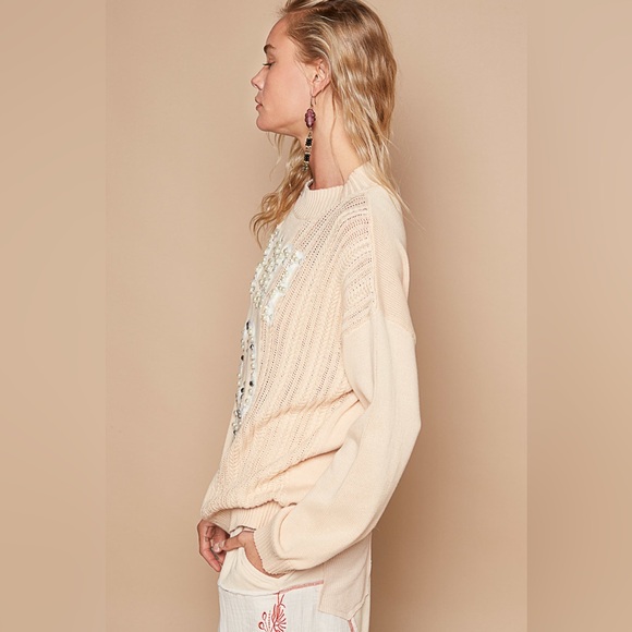 #052 3 Left! POL peace patch with pearl stud - Picture 4 of 5